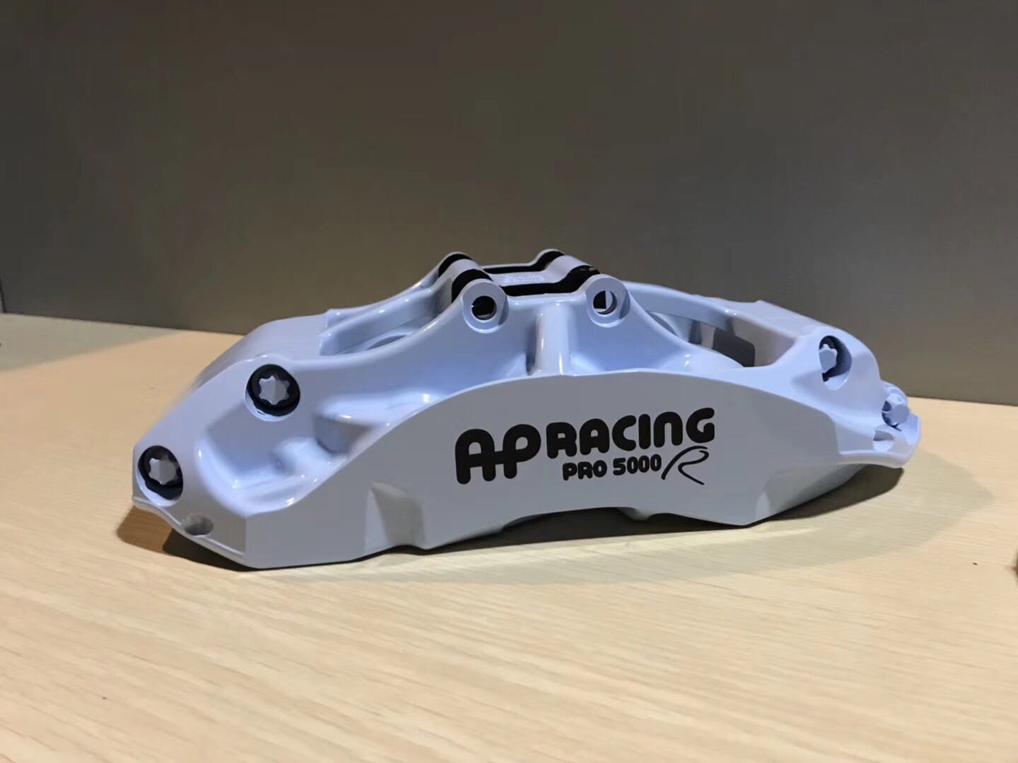 奥迪S3改装AP racing竞技6活塞刹车套件
